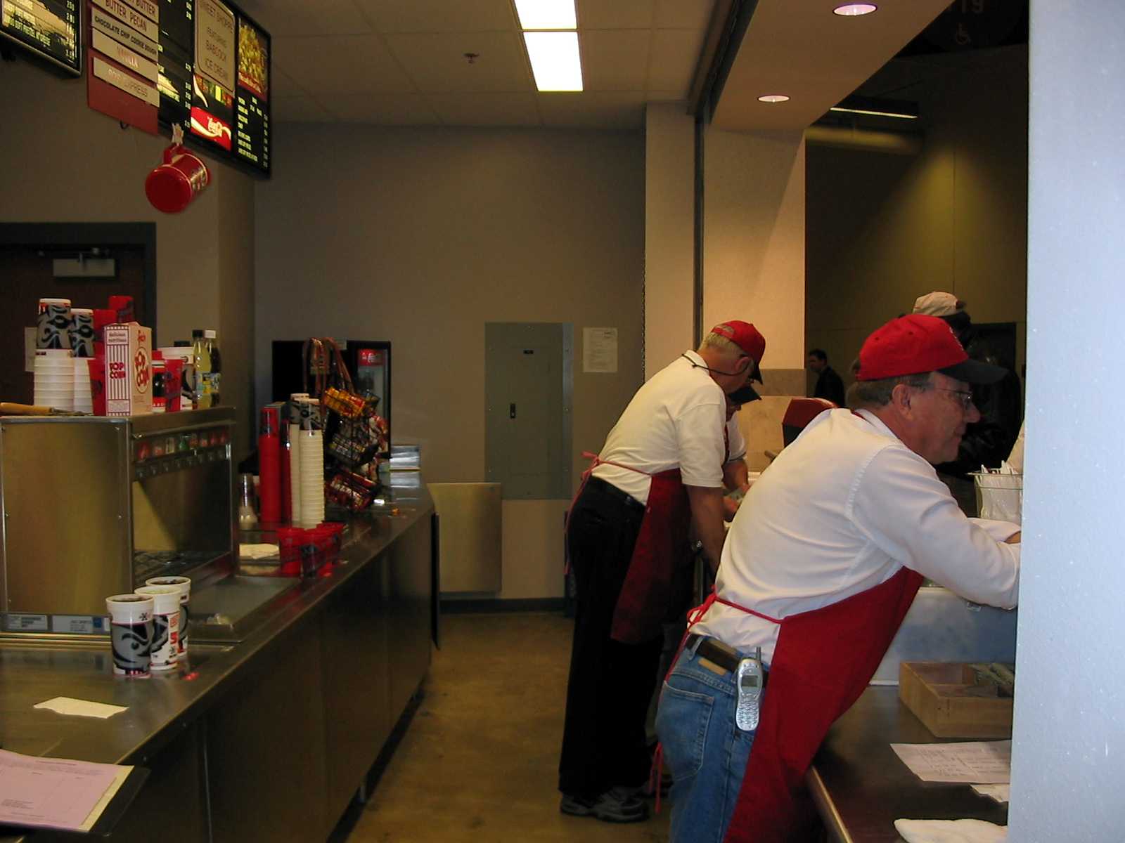 bball_concession_stand2.jpg